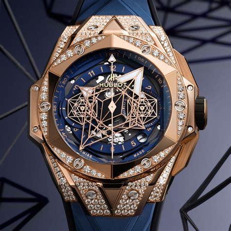 hublot triangle|hublot sang bleu.